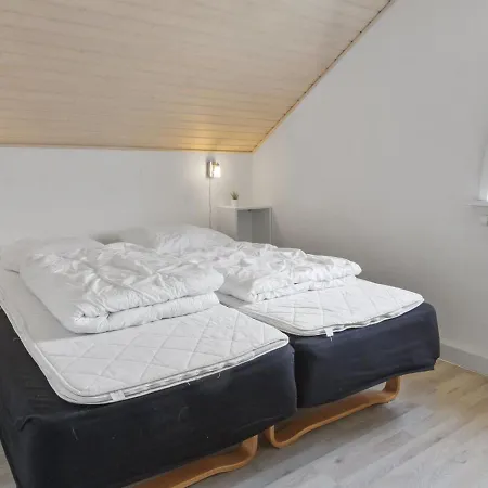 Apartment Alvild - 2-3km From The Sea In Western Jutland By Interhome Sonderby (Romo)